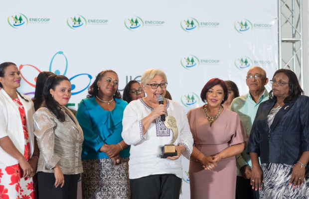 Entregan 20 reconocimientos en 4ta edición del premio “Mujer ENECOOP”.