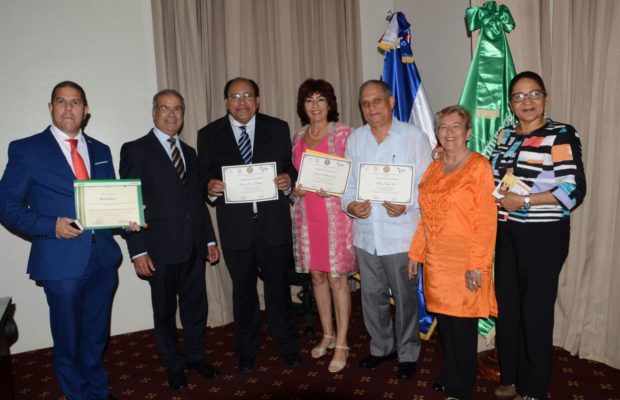 La Federación Latinoamericana de Ex becarios de Israel reconoce a distinguidos dominicanos