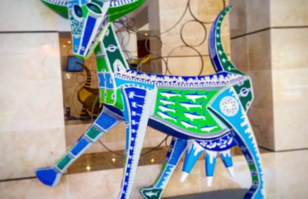 Exposición Chiva Gloria hace parada en hoteles Viva Wyndham de Bayahibe
