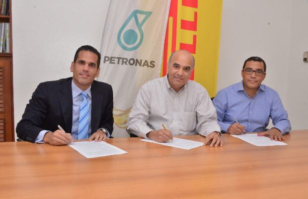 Grupo Magna & Soluciones Automotrices Firman acuerdo Distribución lubricantes Petronas
