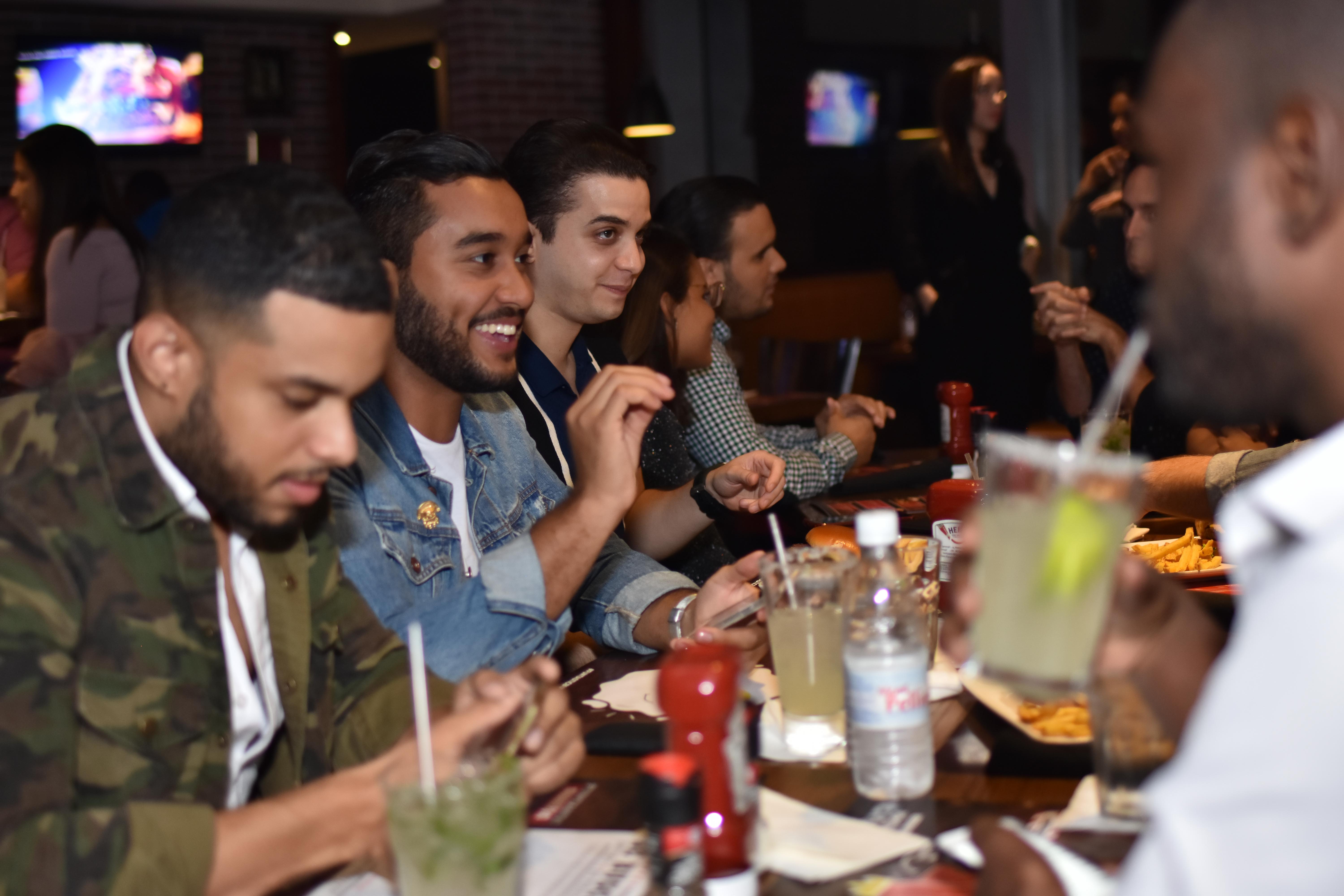 Funtactic burgers moments