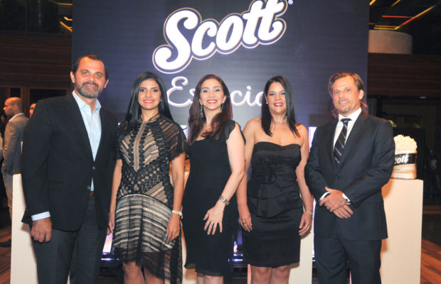 Kimberly Clark Hispaniola presenta el nuevo Scott Esencias