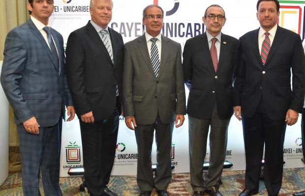UNICARIBE inaugura Centro de Análisis y Estudios Internacionales CAYEI