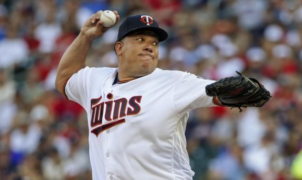 Bartolo Colón pierde en debut con Minnesota