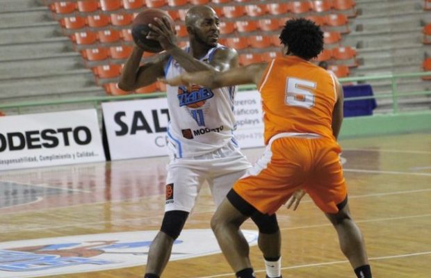 Los Titanes superan 86-83 a Cañeros y siguen invictos en playoffs LNB