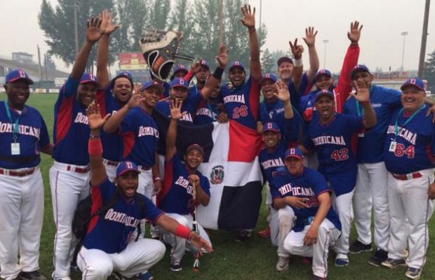 Australia quita el invicto a equipo RD en el Mundial de Softbol