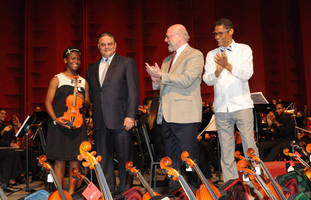Orquesta Sinfónica Infantil de Santiago realiza su primera presentación