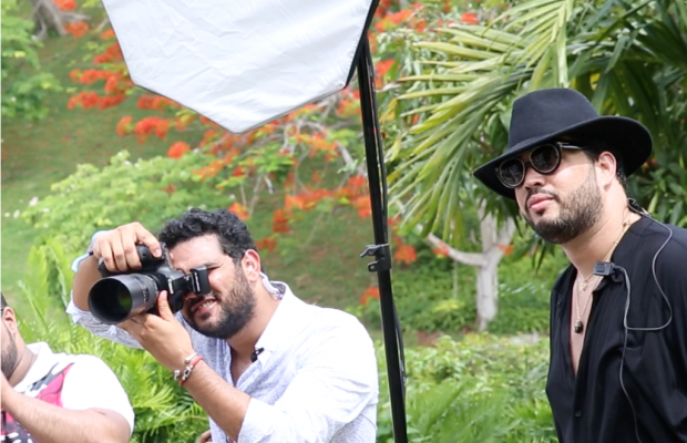 Robert Inoa  el fotógrafo de las celebridades