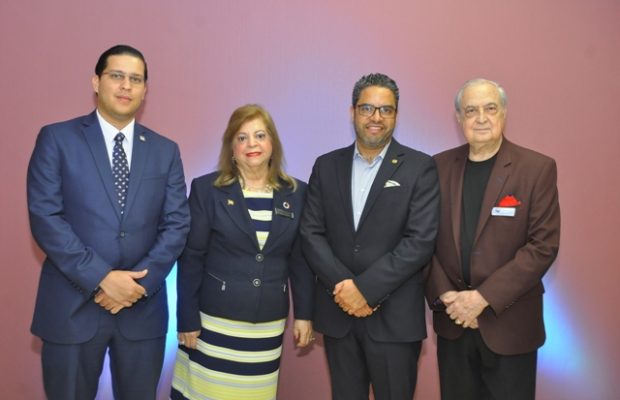 Fundación Innovati Entrega Premios 2017 y Ofrece Conferencia