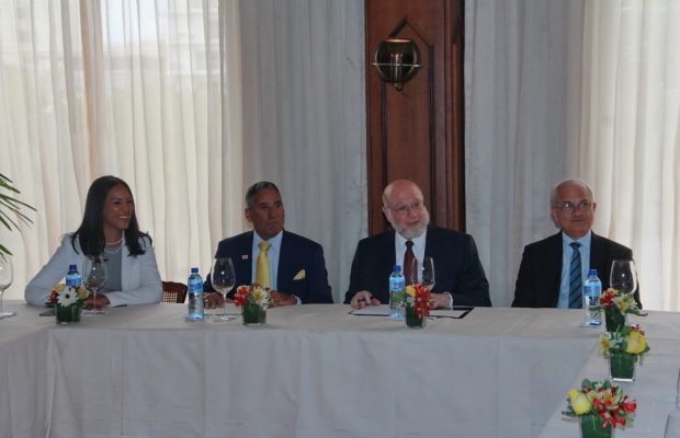Ministro de Cultura sostiene reunión con miembros del Patronato del Teatro Nacional