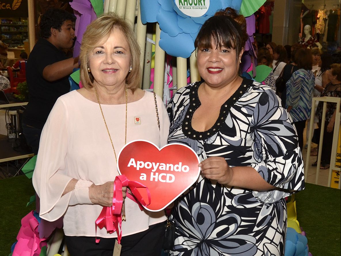 Maricela Acevedo y Mary Carmen Mota