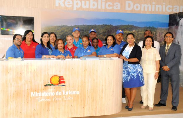 Periodistas recorren Senderos de la Fe