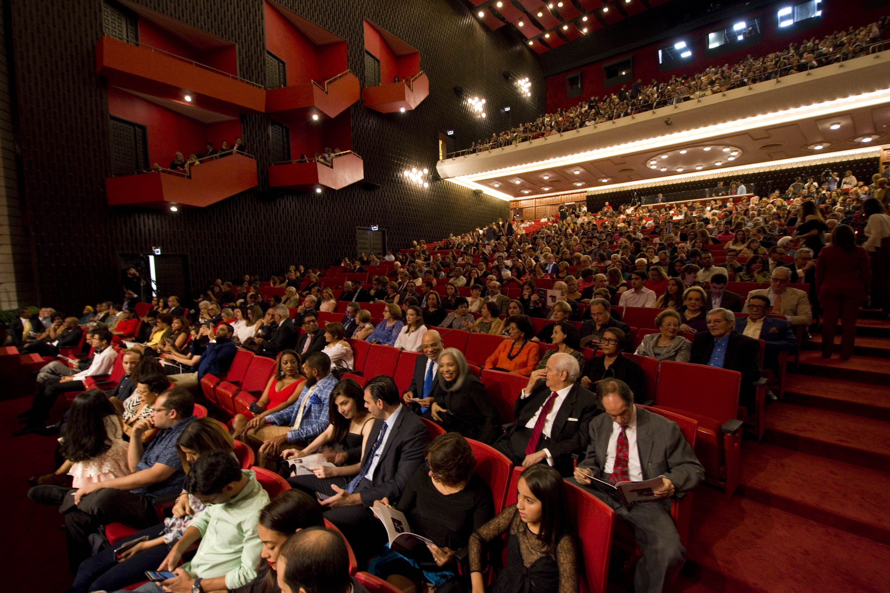 Sala del teatro en apertura temporada sintonica 2017. FOTOS DAVID SOTO
