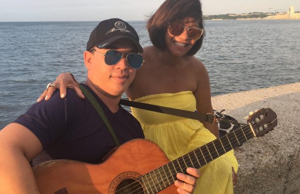 Yismel, el Cantor del Malecón de la Habana