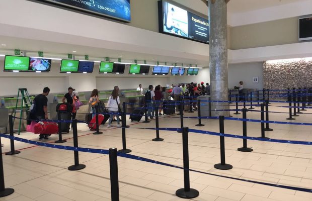 Diputada del Exterior pide mecanismos aseguren maletas en aeropuertos