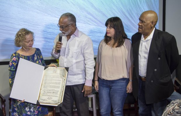 Artistas y familiares destacan trayectoria musical y compromiso social de Sonia Silvestre