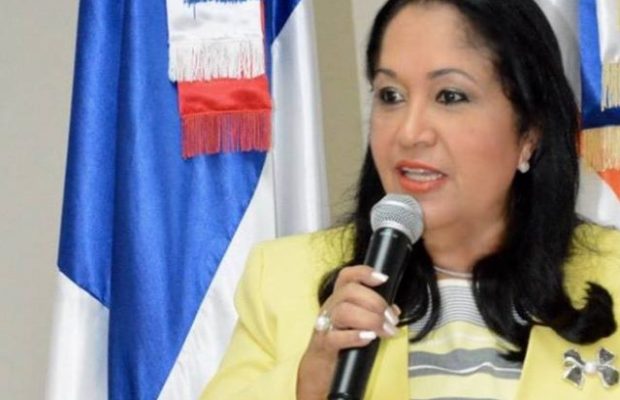 Administradora del INAVI llama a población a seguir recomendaciones de organismos de socorro