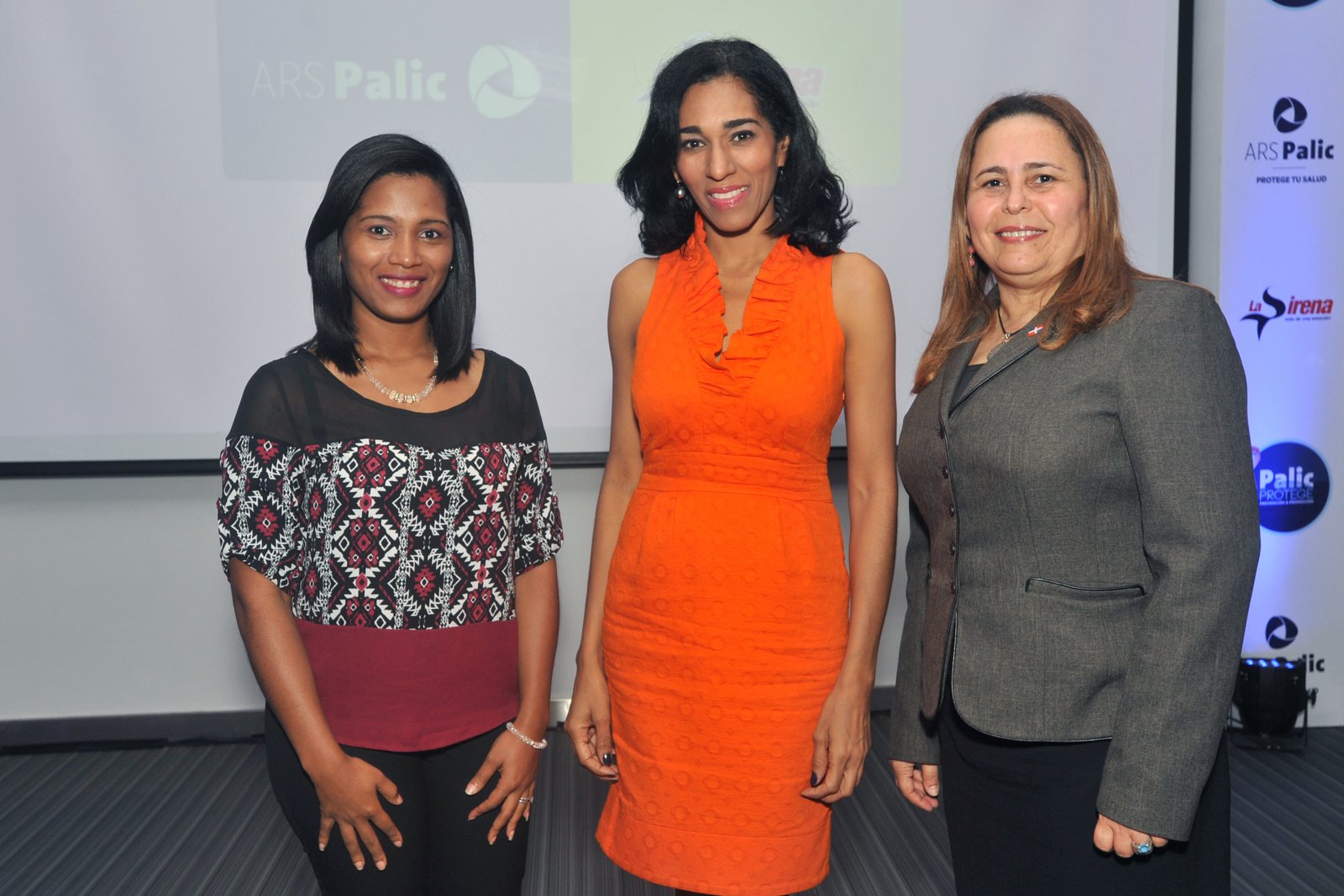 DILENYS EVANGELISTA, ROSA ARREDONDO Y YOSARAH FERNANDEZ