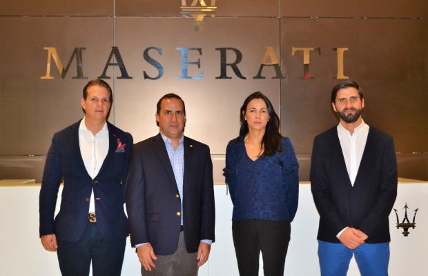 Una cata de cigarros y wiskys al estilo Maserati