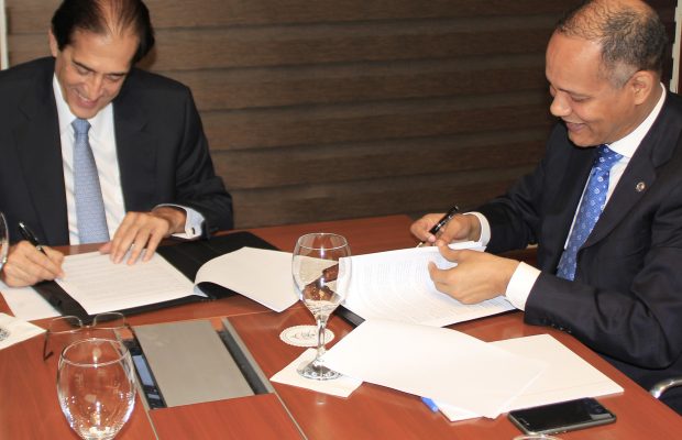 Ministerio de la Presidencia y OPTIC firman acuerdo de interoperabilidad