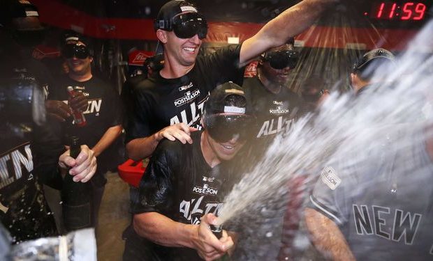 Yanquis eliminan a los Indios y avanzan a serie de campeonato