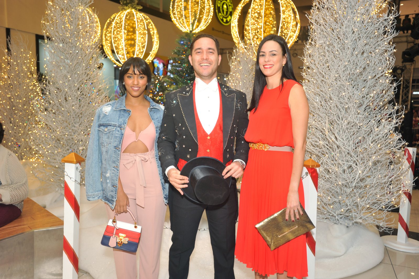 Ariam Toribio, Raeldo Lopez y Nicole Tactuk. (1)