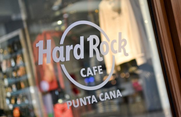 Hard Rock Café llega a Blue Mall Punta Cana