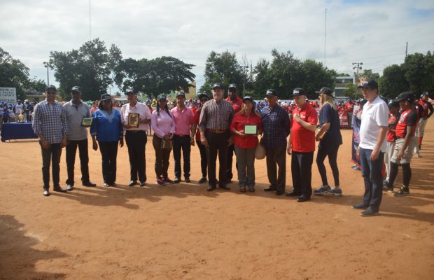 FELIX Y FUNDACIÓN JAHDIEL INAUGURAN SEGUNDO TORNEO BÉISBOL INFANTIL