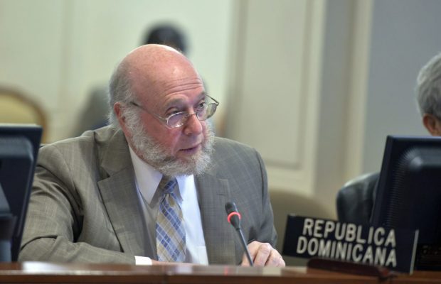 Vergés expone en Bruselas interés de RD por  ampliar el intercambio cultural con países de ACP