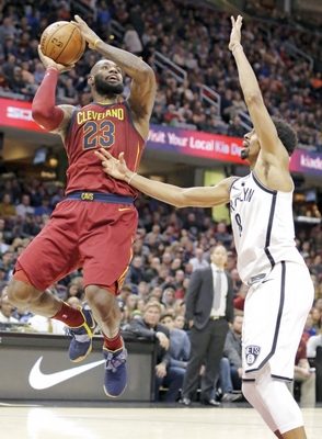 Heat detienen la racha de éxitos de los Celtics