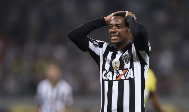 Robinho fue condenado a nueve años de prisión por violación