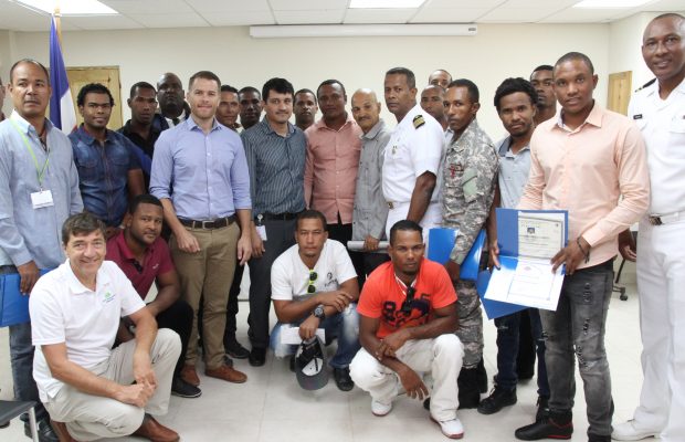 Fundación Grupo Puntacana promueve alternativas para pescadores