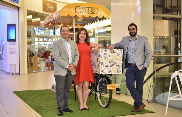 Cortés Hermanos celebra llegada de la Navidad con  su choco bike