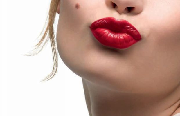 Prestige y Clarins impartirán curso de maquillaje