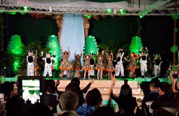Con el espectáculo “La Navidad en la Jungla”, el Colegio Bilingüe New Horizons despidió el 2017