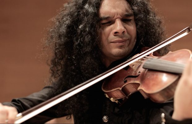 Violinista Nemanja Radulovic en concierto aniversario de la Fundación Fiesta Clásica