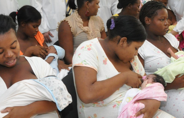 Alarmantes cifras de parturientas haitianas en RD