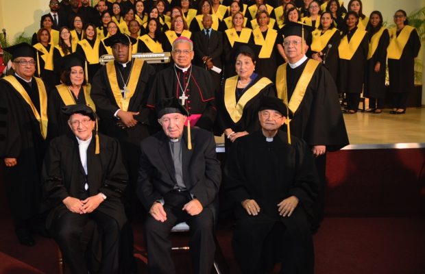 La Fundación Universitaria Católica y la Universidad Católica Santo Domingo otorgaron tres Doctorados “Honoris Causa”  en Humanidades