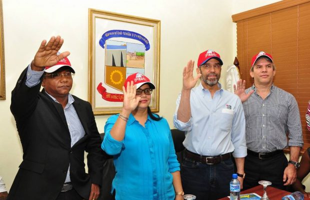 Juramentan comité organizador de Torneo Béisbol Pony 2018