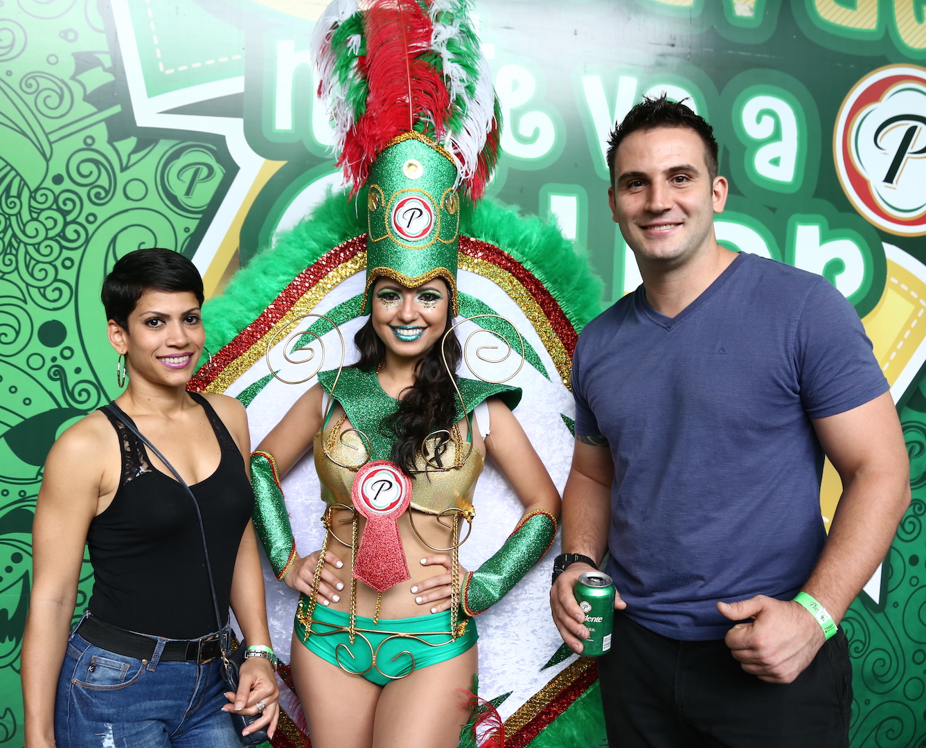 7. Messalina Sena y Mikel Ocejo