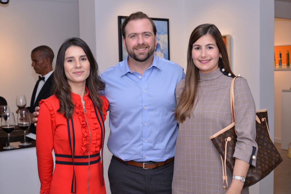 Amanda Ferrerira, Juan Carlos Rodriguez,Julia Ferreira