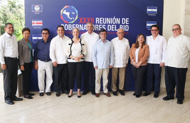 El BID recibe a los gobernadores regionales en Punta Cana 