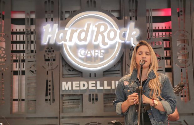 Nathalie Hazim sigue indetenible en su gira por Colombia