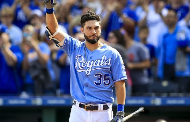 Eric Hosmer llega a acuerdo con Padres de San Diego