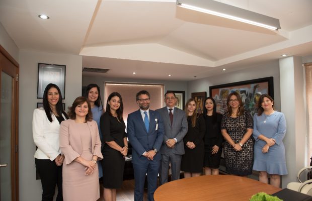 Excel presenta al Superintendente del Mercado de Valores sus planes de crecimiento