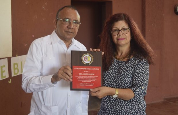 Presidenta de SOECI dicta charla sobre la importancia de Reciclar