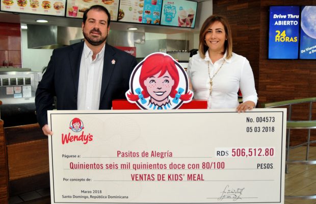 Wendy’s, entrega donativo a Fundación Pasitos de Alegría