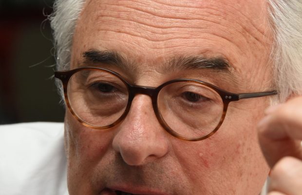 Jorge Urrutia: “Hay que dejar que el libro sea el protagonista, aunque sea una vez al año”