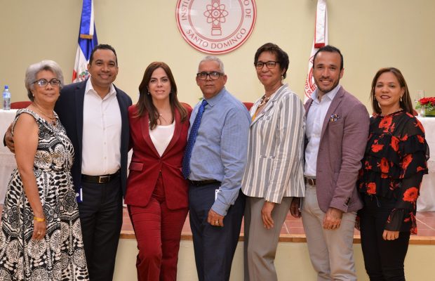 Sued & Fargesa e INTEC gradúan participantes de Diplomado de Auxiliar de Farmacia