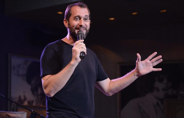 Carlos Sánchez anuncia show para Las Madres